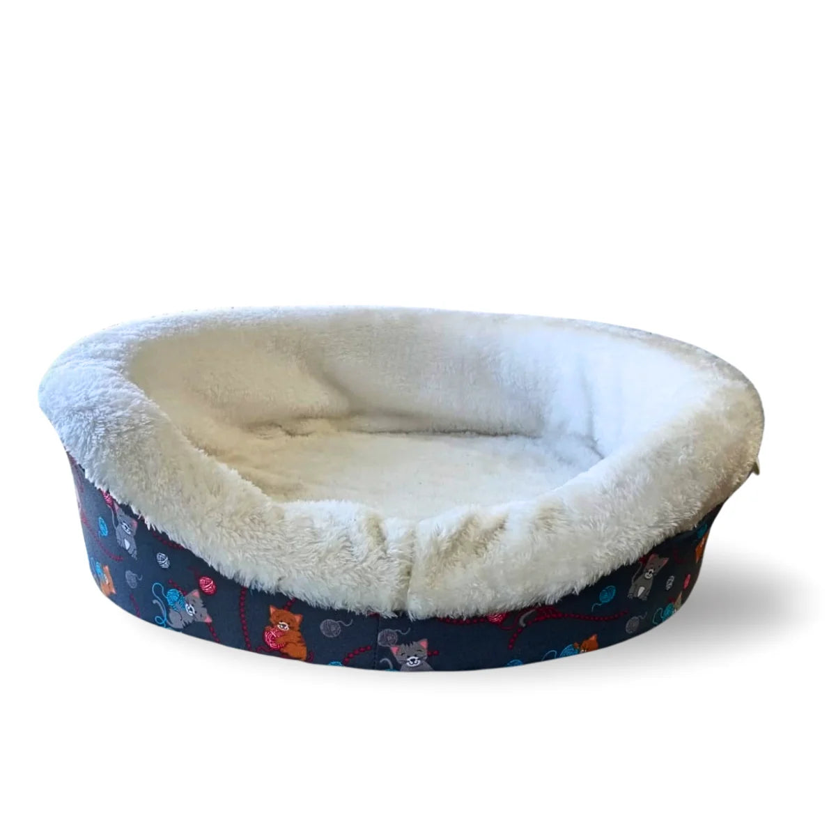 Cama Circular con Interior Peludo Cozy Fleece para Gatos y Perros Talla M – Chañares Pet Shop Concepción